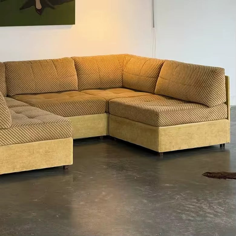 Canapé 3 Places Velours Marron Chocolat - Design Années 70 - Maison du Sofa